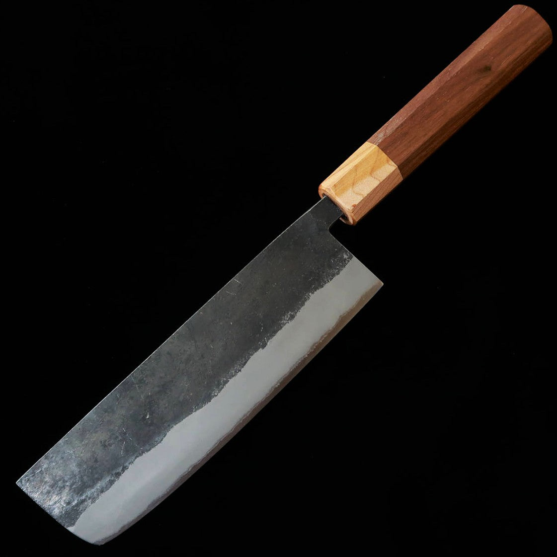 三浦MIURA 菜切 青紙二号 ステン割込 黒打ち 欅口ウォルナット八角柄