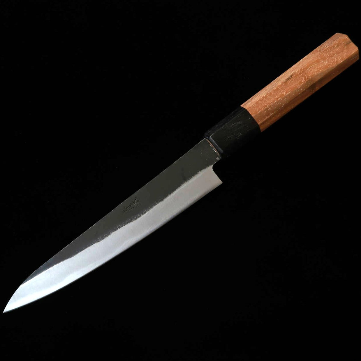 Miura MIURA Petty Aogami nº1 acabado negro, mango octogonal de nogal (150 mm)