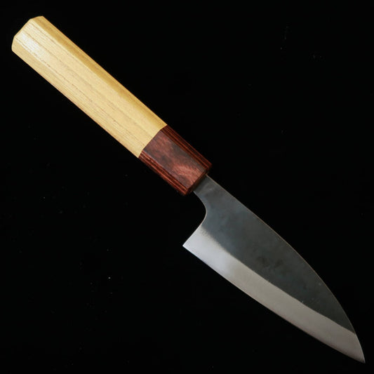 Ajikiri MIURA Aogami no.1, warikomi de acero inoxidable, acabado kurouchi, mango octagonal de madera de zelkova (105/145mm)