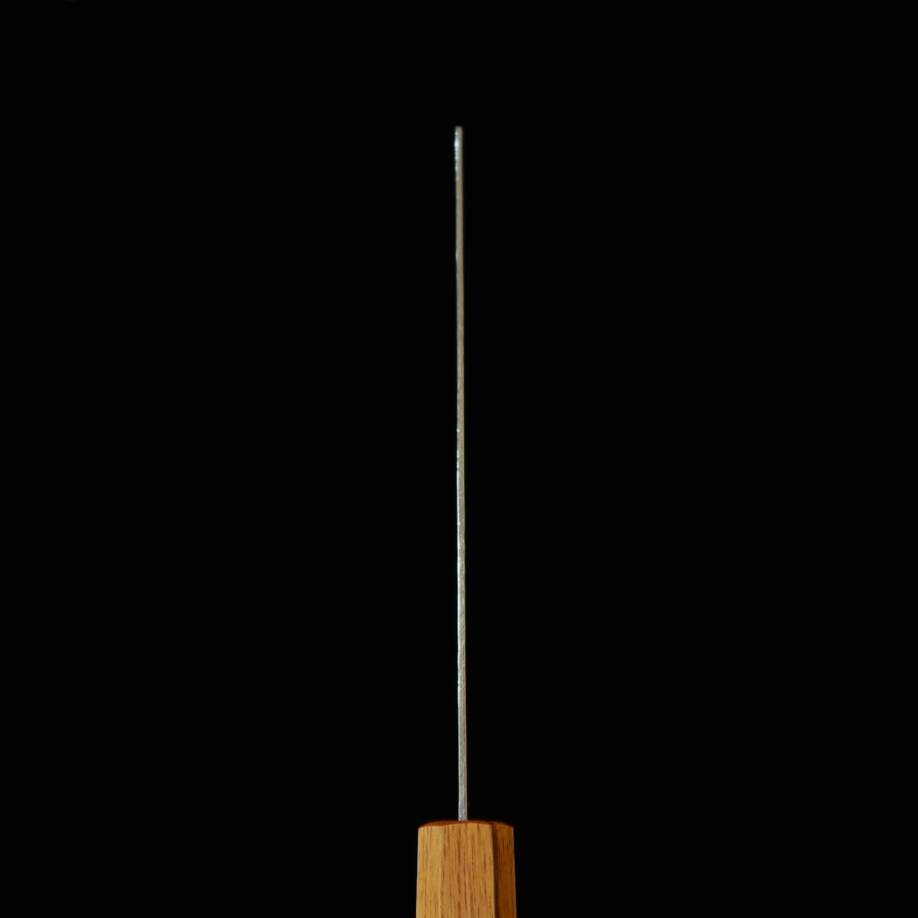 三浦MIURA 菜切 銀紙三号 縄目 ダマスカス 透明 樫八角柄（165mm）