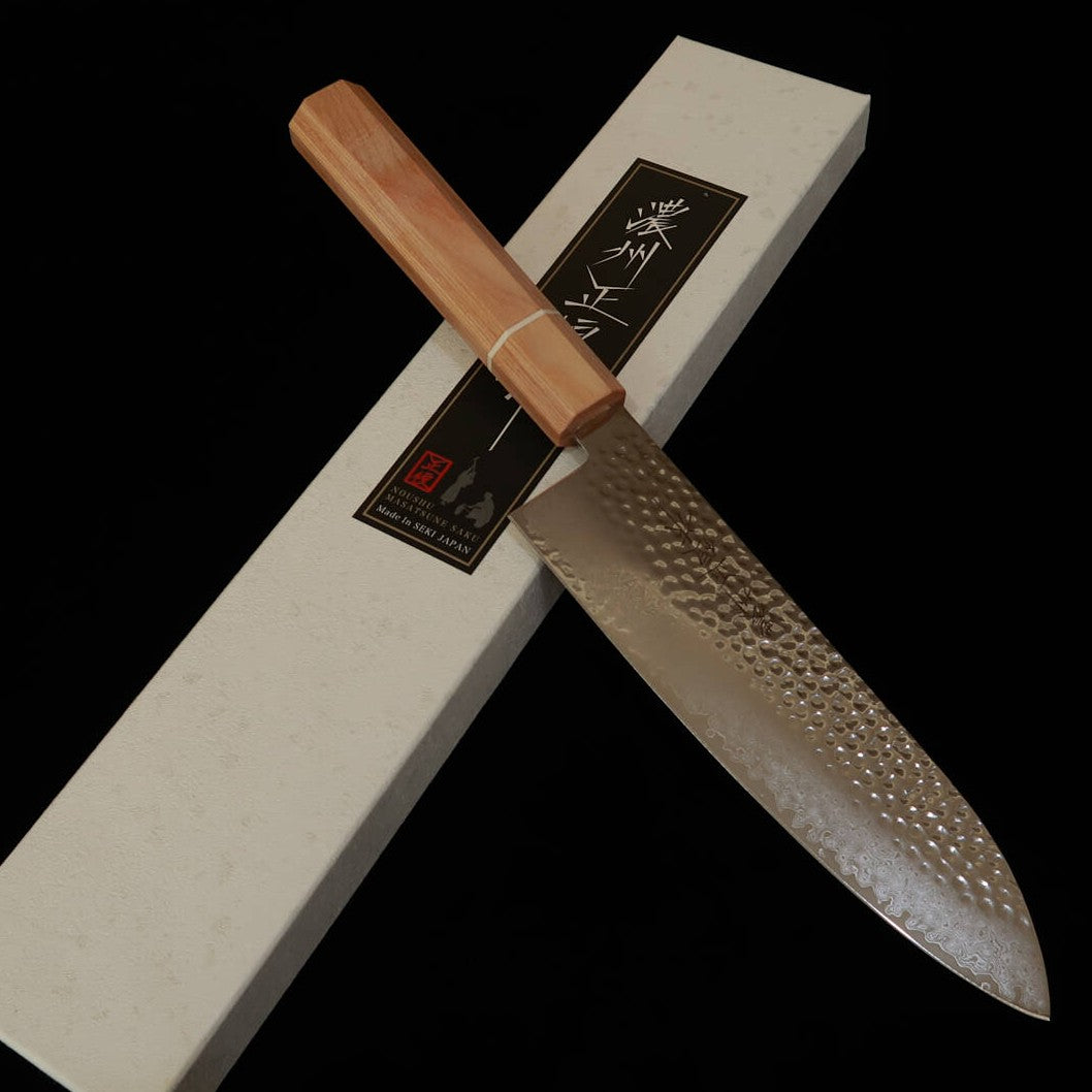 V.ROAD  濃州正恒作 Nosyu Masamune 三徳 VG10 鎚目 33層ダマスカス 積層強化柄 白×白（180mm）