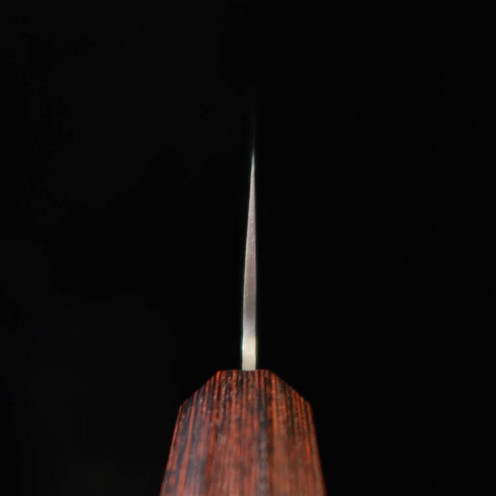 MIURA Miura Santoku AUS8 martilleado, mango de caoba, 180 mm