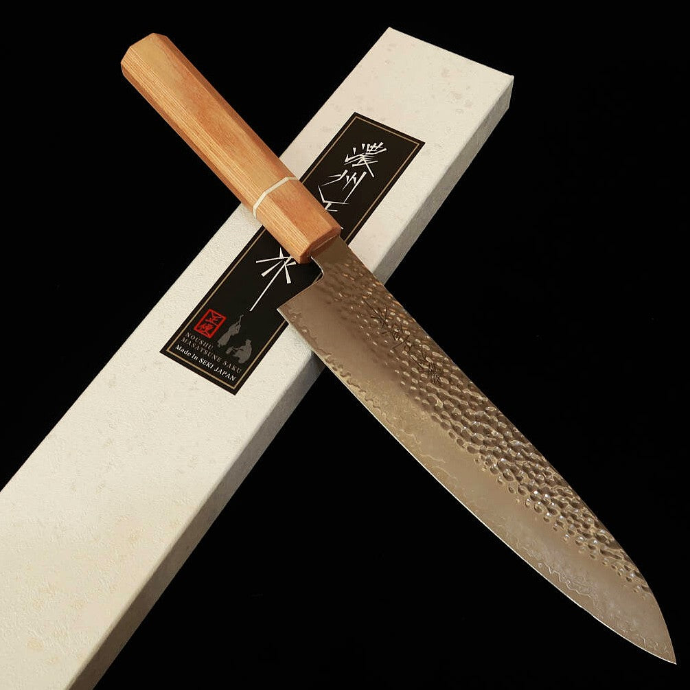 V.ROAD  濃州正恒作 Nosyu Masamune 牛刀 VG10 鎚目 33層ダマスカス 積層強化柄 白×白（210mm）