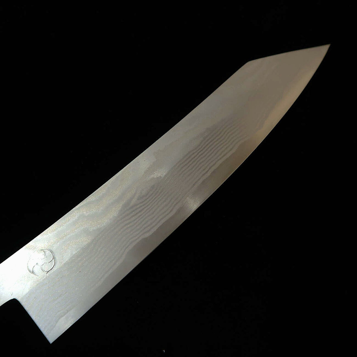 Miyazaki Kajiya MIYAZAKI KAJIYA Gin-3 Acabado martillado Damasco Sub Zero - Camelia - Petty kiritsuke - Mango octogonal de nogal (170 mm)