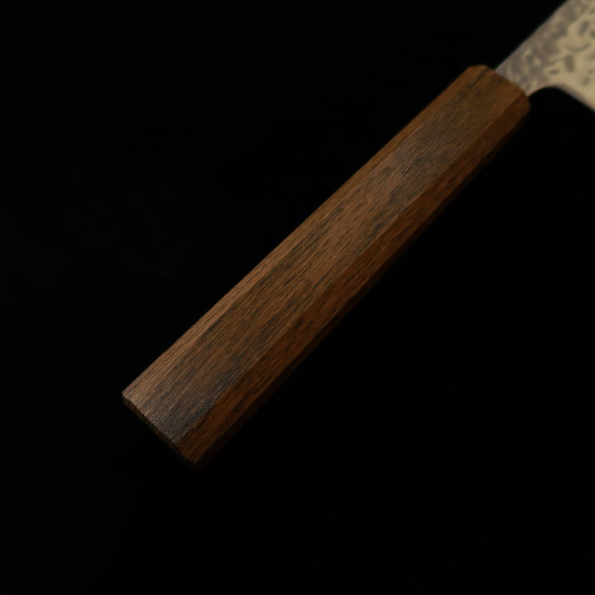 HADO Hado Okina-ryu AUS-10 martelé, miroir, damas, manche en chêne noir, Gyuto kiritsuke (240 mm)
