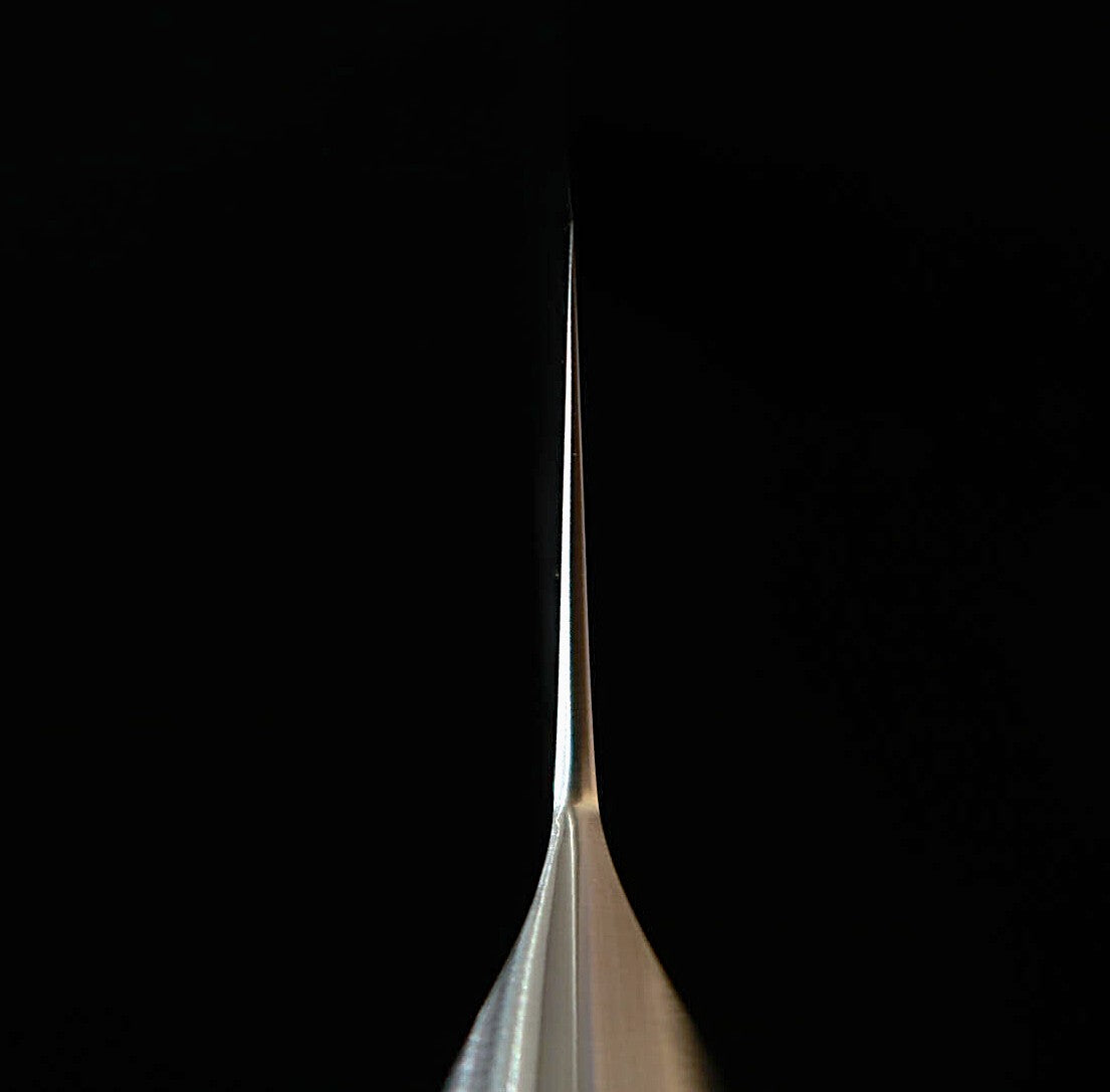 【新定番】三昧MCUSTA ZANMAI クラシック3ダマスカス　三徳 黒　(180mm)