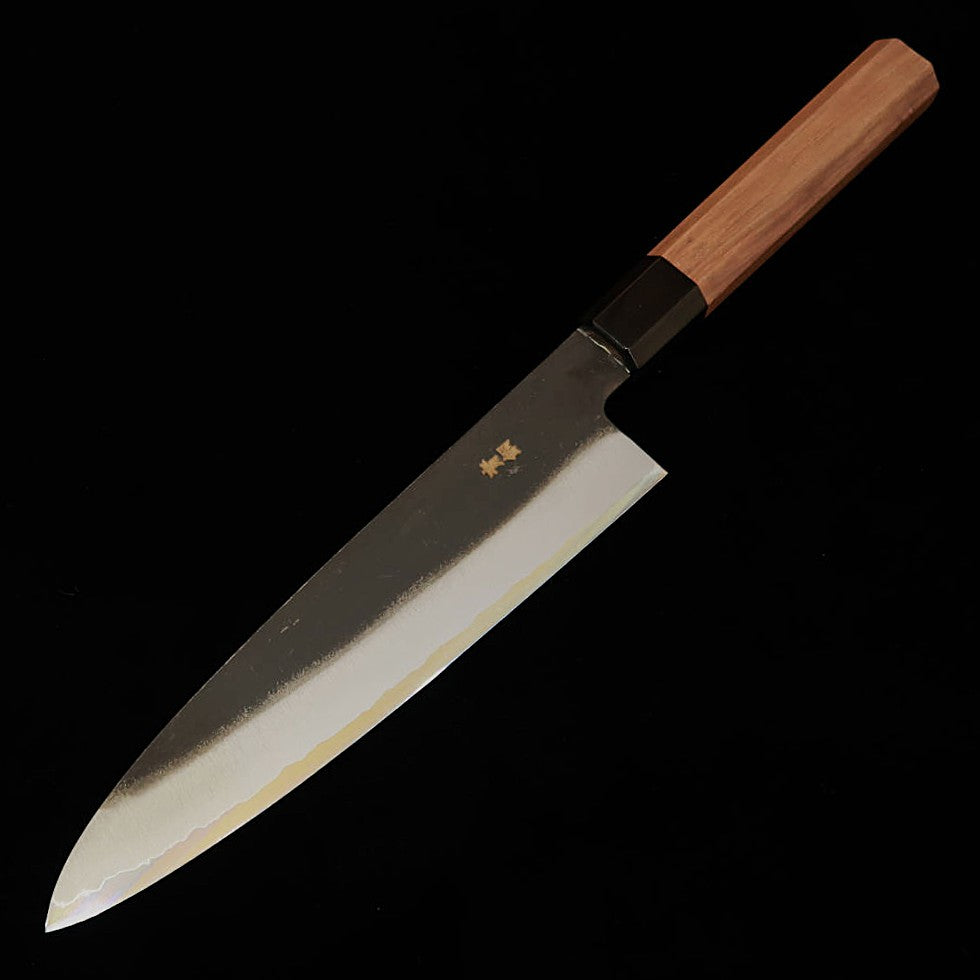 Kagekiyo gyuto, aço Aogami #2, acabamento kuro-uchi, cabo de nogueira (210 mm)