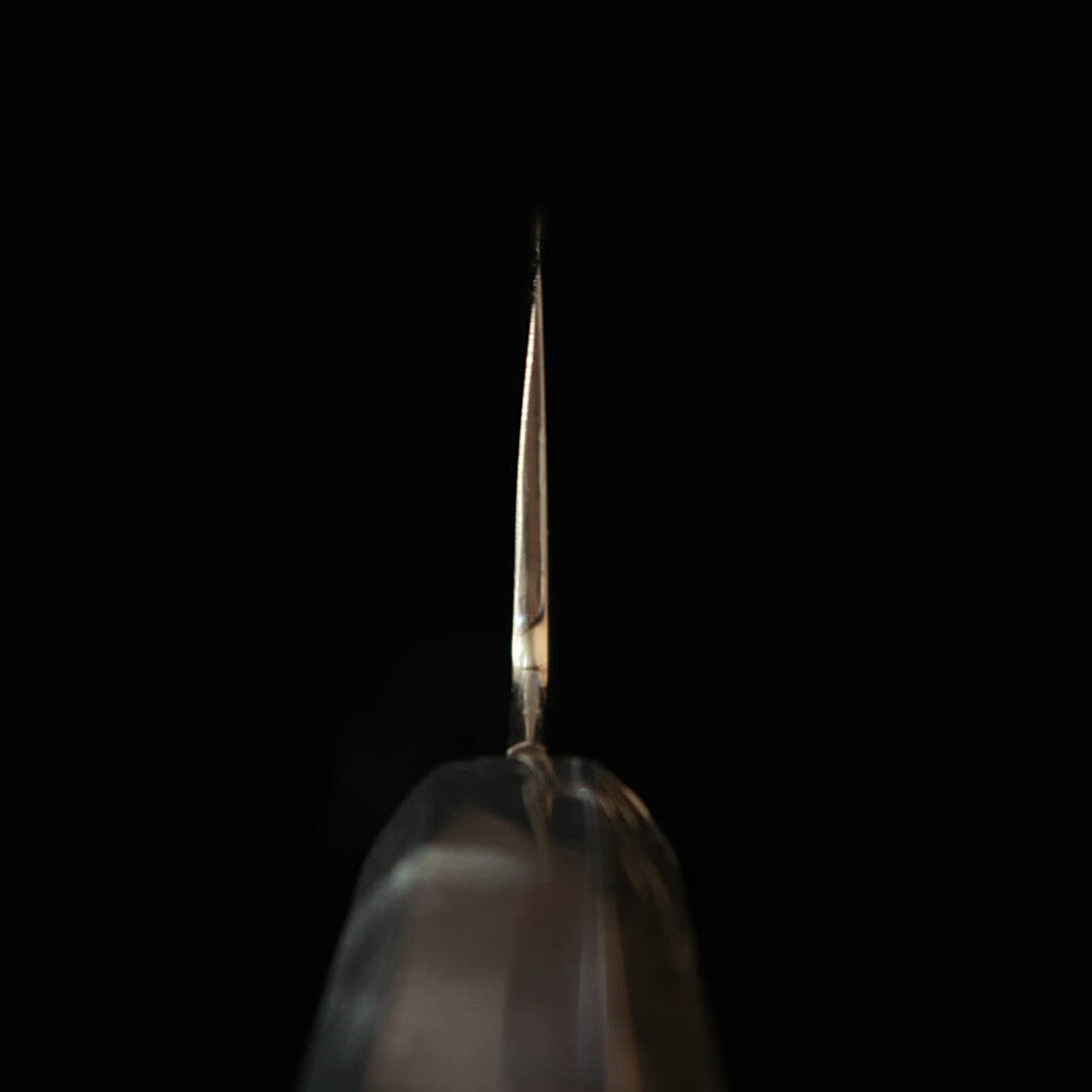 Gyuto SUISIN Fuji Honyaki Yoshikazu Ikeda Shirogami No. 3 Ebony Silver Handle Mirror Finish Lacquered Saya Fukusa Paulownia Box (270mm) 
