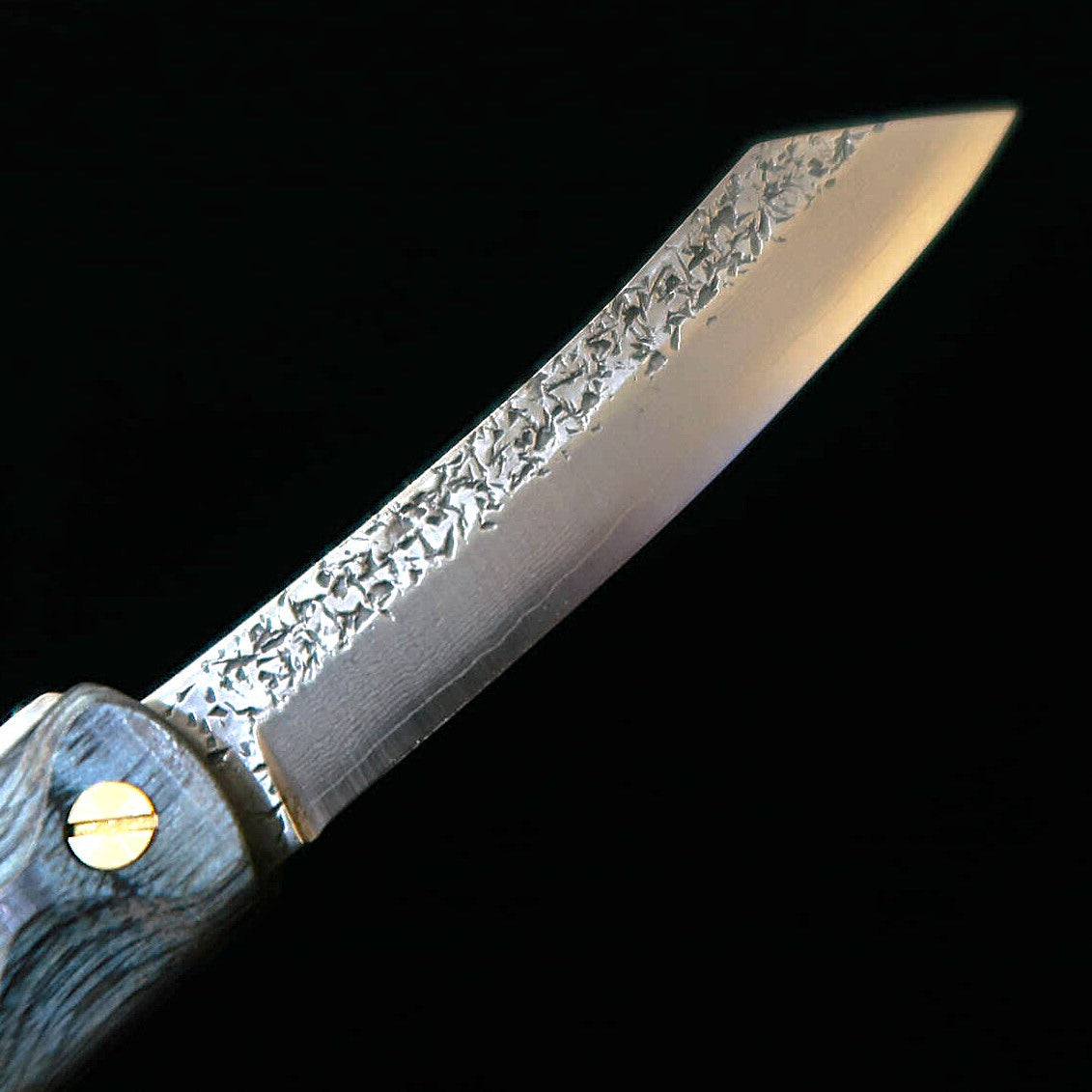 Higonokami (HIGONOKAMI) [HALL HAUS Collaboration] VG10 Hammered Finish 16-Layer Damascus Steel Reinforced Plywood Handle (70mm)
