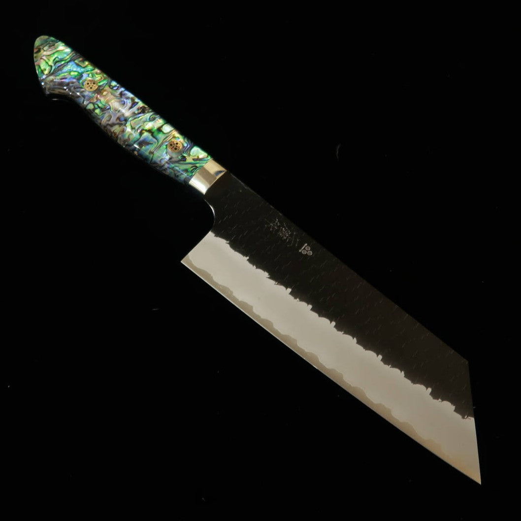 Nigara Hamono NIGARA Nakiri kiritsuke, SG2, kuro-uchi, martelado, cabo com madrepérola (180 mm)