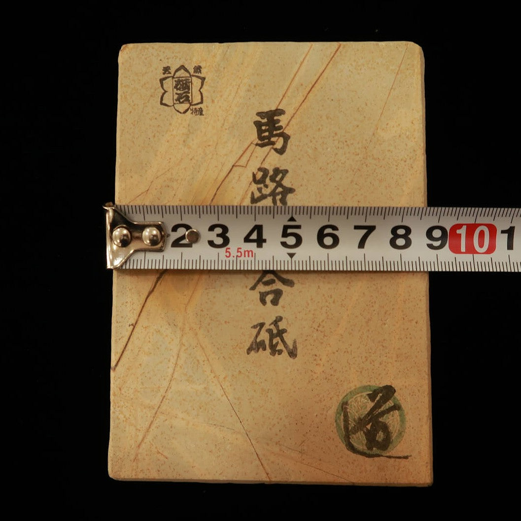 Pedra de Amolar Natural Umajimayama Tipo Couro Suba A 89×124×17mm