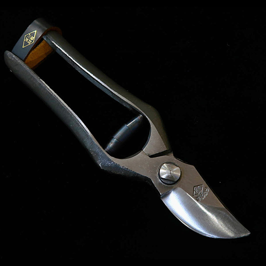 Abukumagawa Type-B Pruning Shears with Leather Strap (180/200mm)