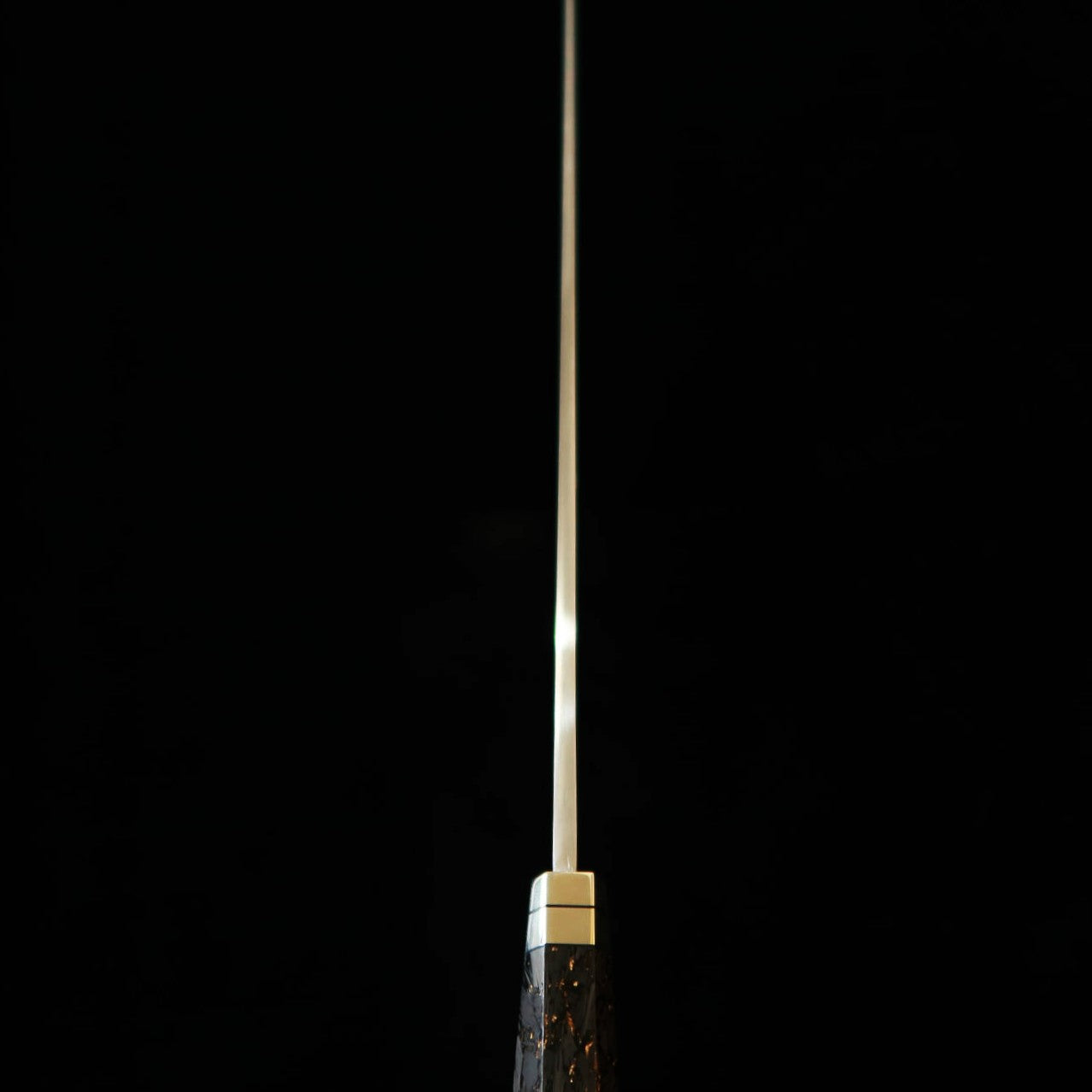 三浦佩MIURA Obidama 先丸柳刃 VG10 鏡面仕上げ カーボンファイバーハンドル（300mm）