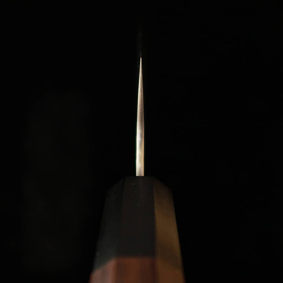 NIGARA Gyuto VG XEOS Hammered Damascus Rosewood Handle (210/240mm) 