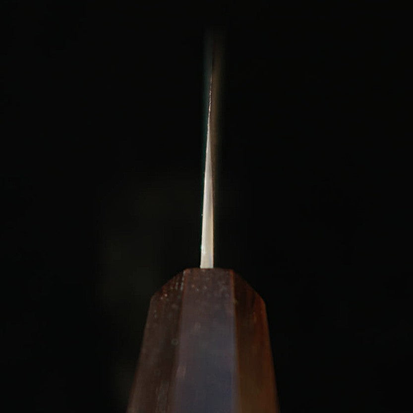 NIGARA Nitō forge – Anmon petty SG2, manche octogonal monobloc en ébène (150 mm)