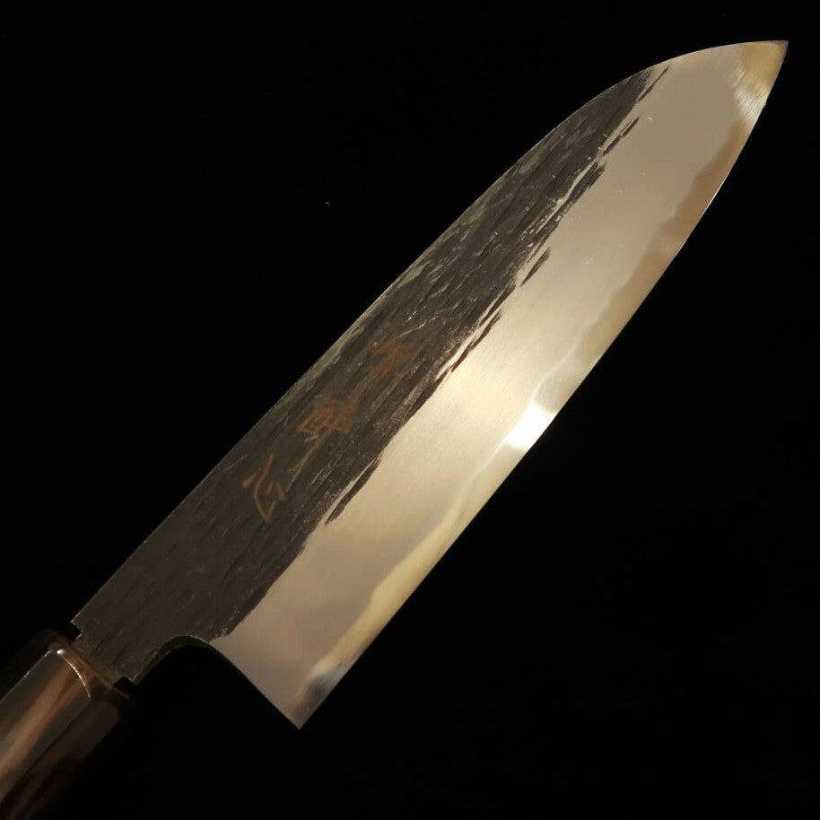 Santoku Shirogami nº 2 Acabamento kurouchi Forjado por Kenji Togashi (180mm)