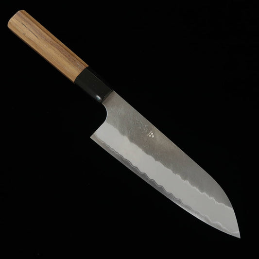 Nigara Aogami Super Finition noire martelée Santoku Manche octogonal en teck (180 mm)