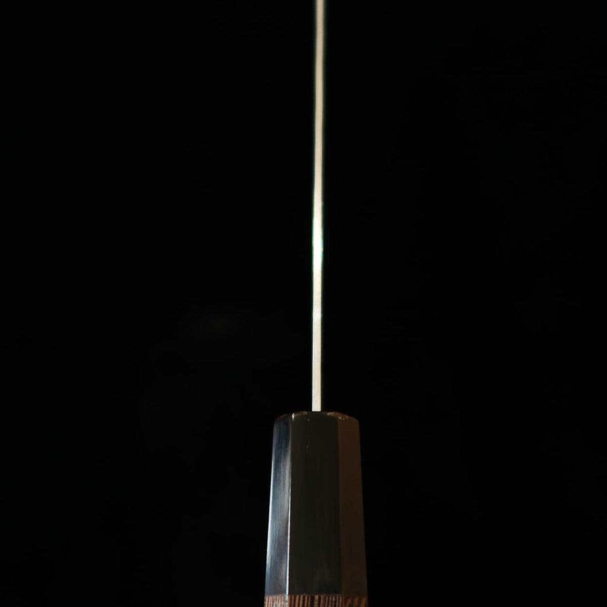 HATSUKOKORO Hatsukokoro Shoshin “Ginrei”, Gingami No.3, acabado nacarado, santoku kiritsuke, mango de wengué (175 mm)