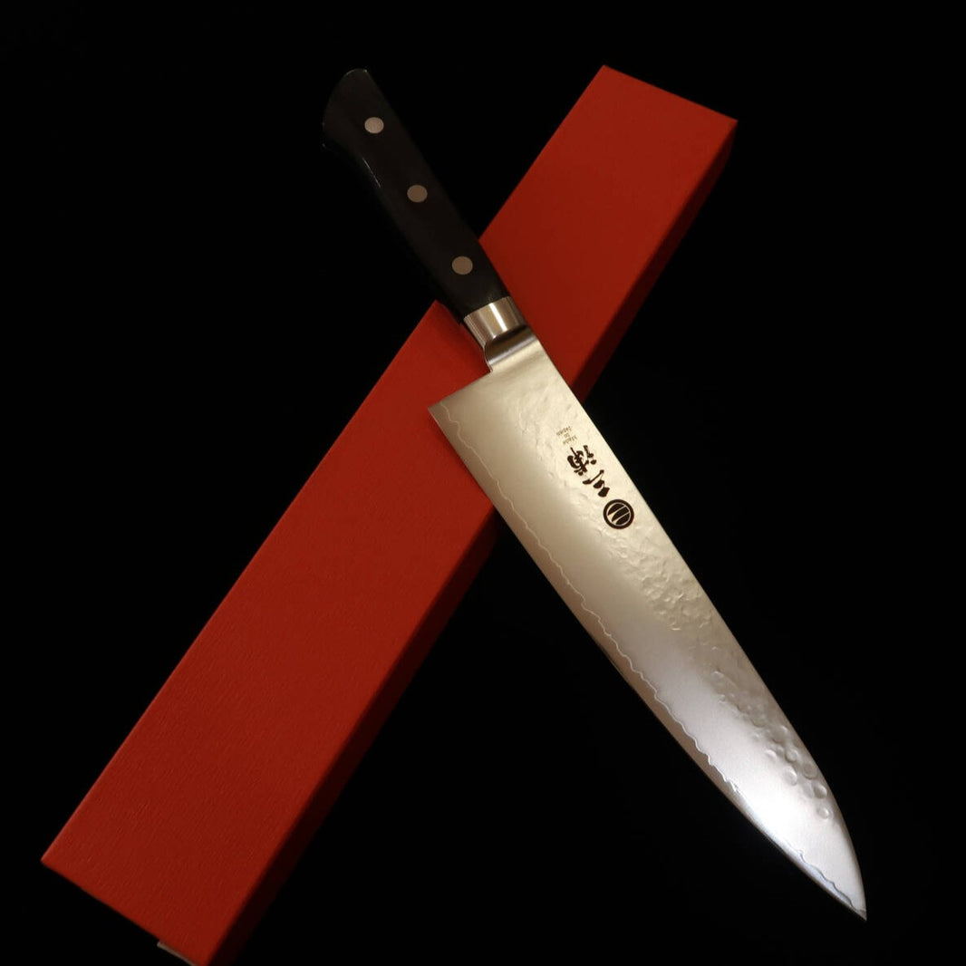Miura Gyuto VG10 Gold martelado com cabo de compósito preto (210mm)