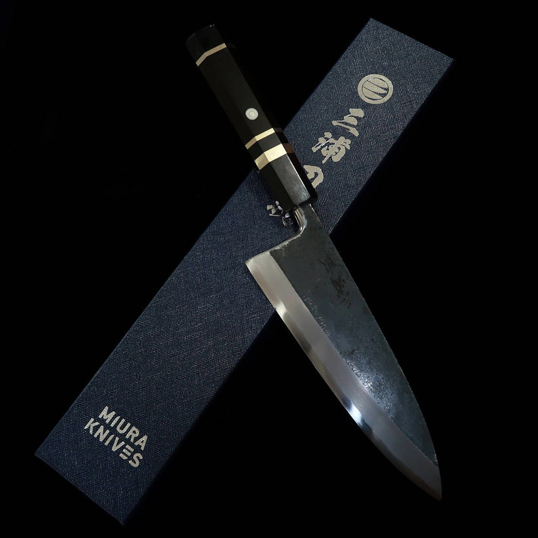 三浦頂MIURA Itadaki 田中義一 出刃 白紙二号 黒打 黒檀銀巻柄 （180mm）