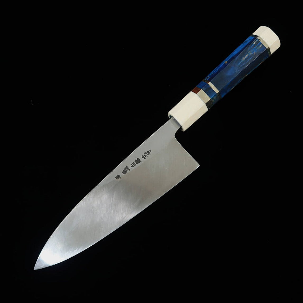 MIURA Itadaki Deba Tanaka Yoshikazu Acero Shirogami nº 2 acabado negro Mango de madera estabilizada con virola de plata (180 mm)