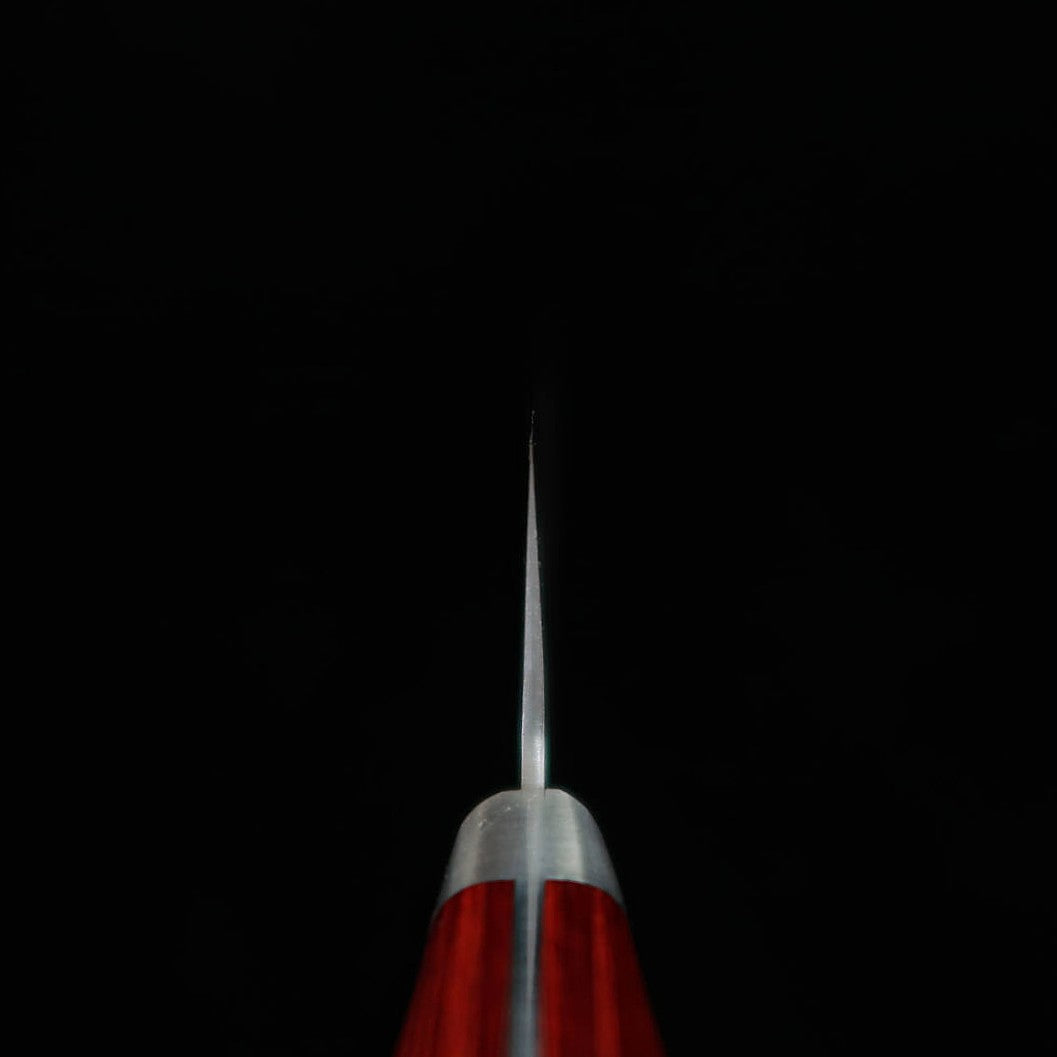 MIURA Santoku AUS8 Padrão martelado Cabo laminado vermelho (180mm)