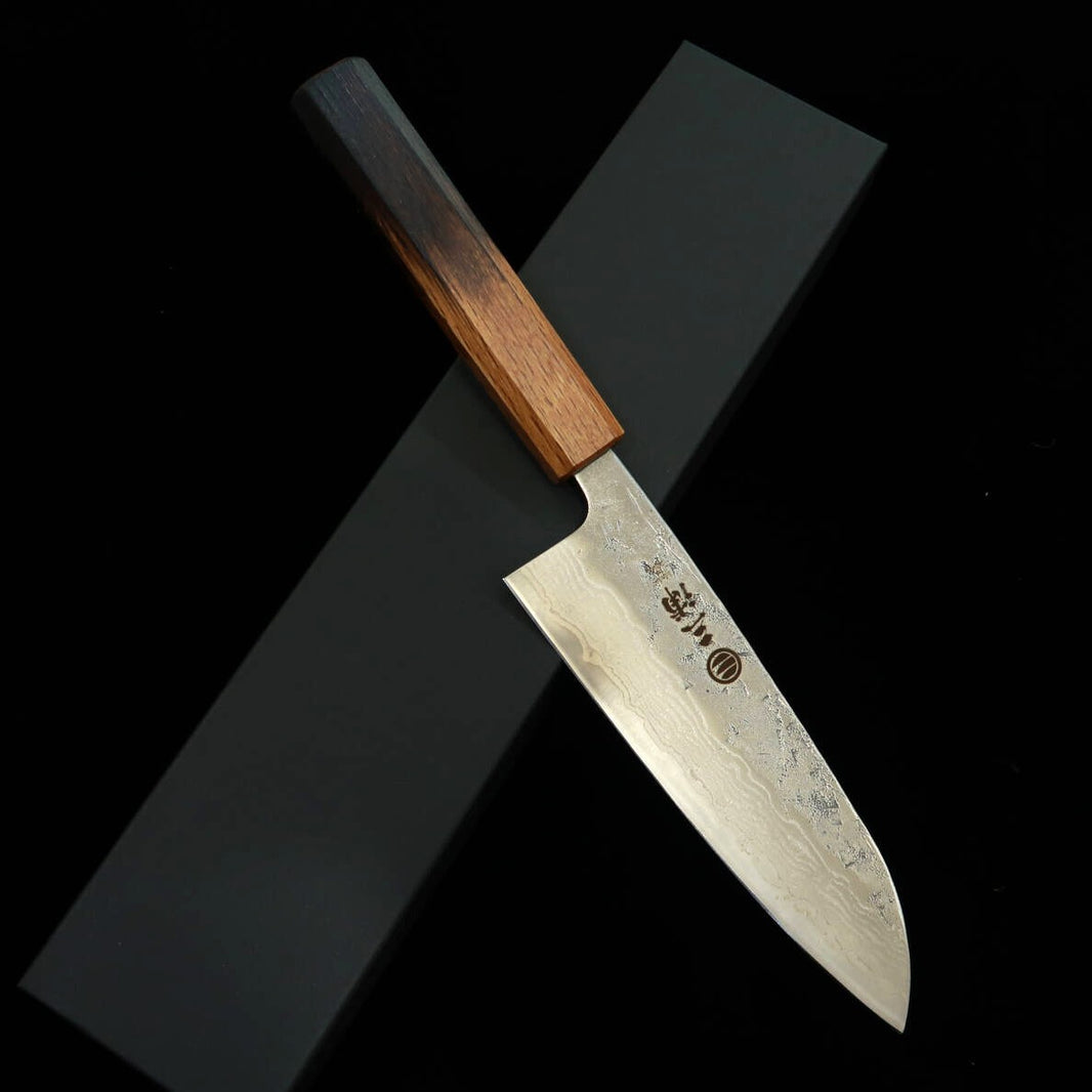 MIURA Santoku Acero sueco Acabado Nashiji Damasco Mango octogonal con laca urushi (165 mm)