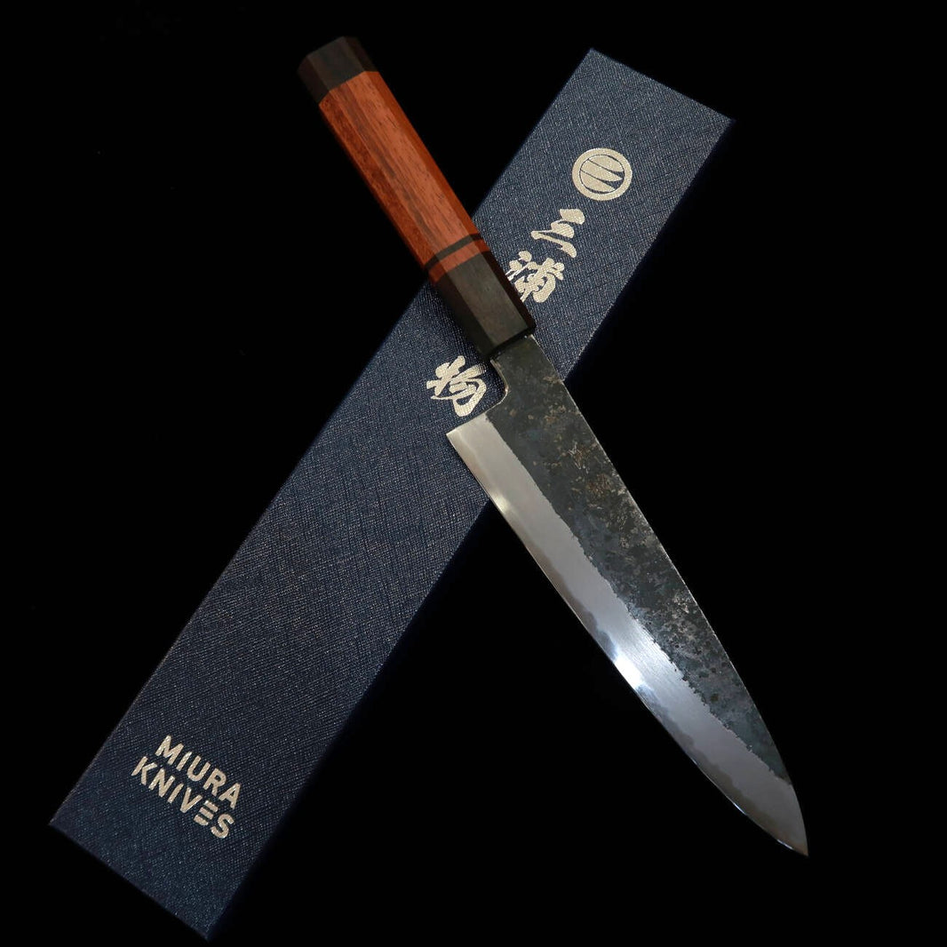 三浦頂MIURA Itadaki 田中義一 牛刀 白紙二号 黒打ち ブビンガハンドル （210ｍｍ）