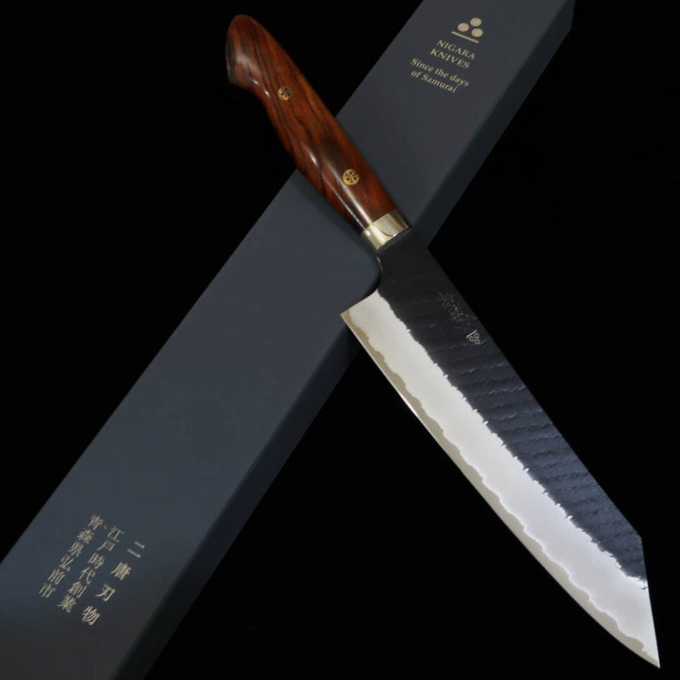 NIGARA 二唐刃物鍛錬所 Gyuto SG2, kuro-uchi martilleado, mango de ironwood (210 mm)