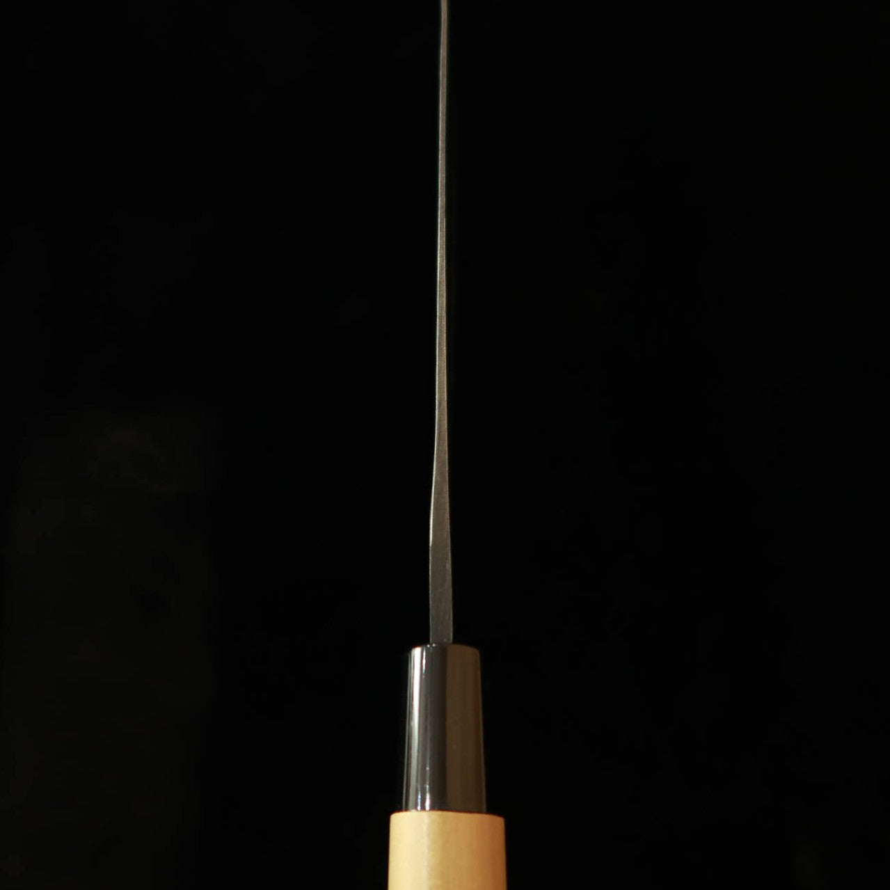 三浦MIURA 鍛造菜切 白紙二号 黒打ち プラ朴栗型柄（170mm）