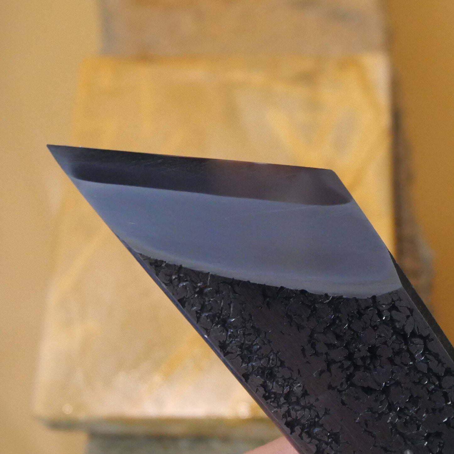 Pedra de Amolar Natural Umajimayama Tipo Couro Suba A 89×124×17mm