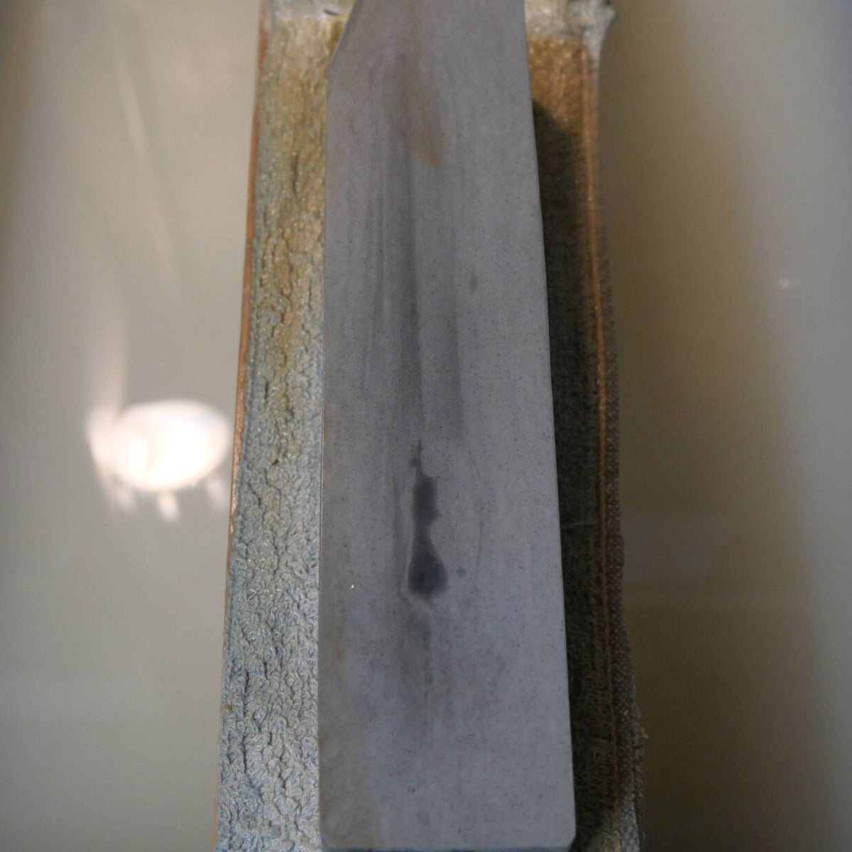 Pedra de amolar natural Nakayama Aoto, cor mizu-asagi, formato tipo “san”, 45 × 206 × 45 mm