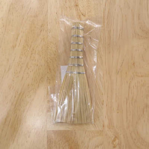 Grater cleaning brush