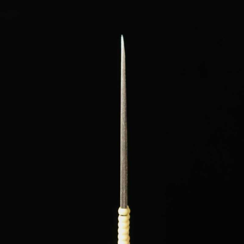 Cuchillo pequeño kiridashi Acero Aogami Super Mango enrollado en ratán (24/30 mm)
