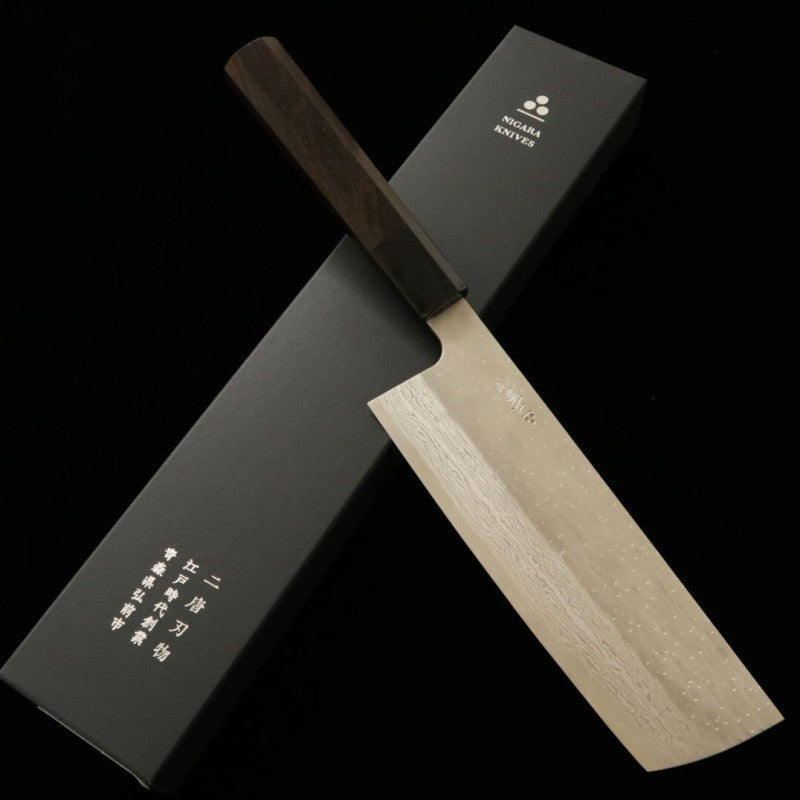 Nigara Hamono Forging NIGARA VG XEOS Tsuchime Damasco Nakiri Cabo de Ébano (180mm)