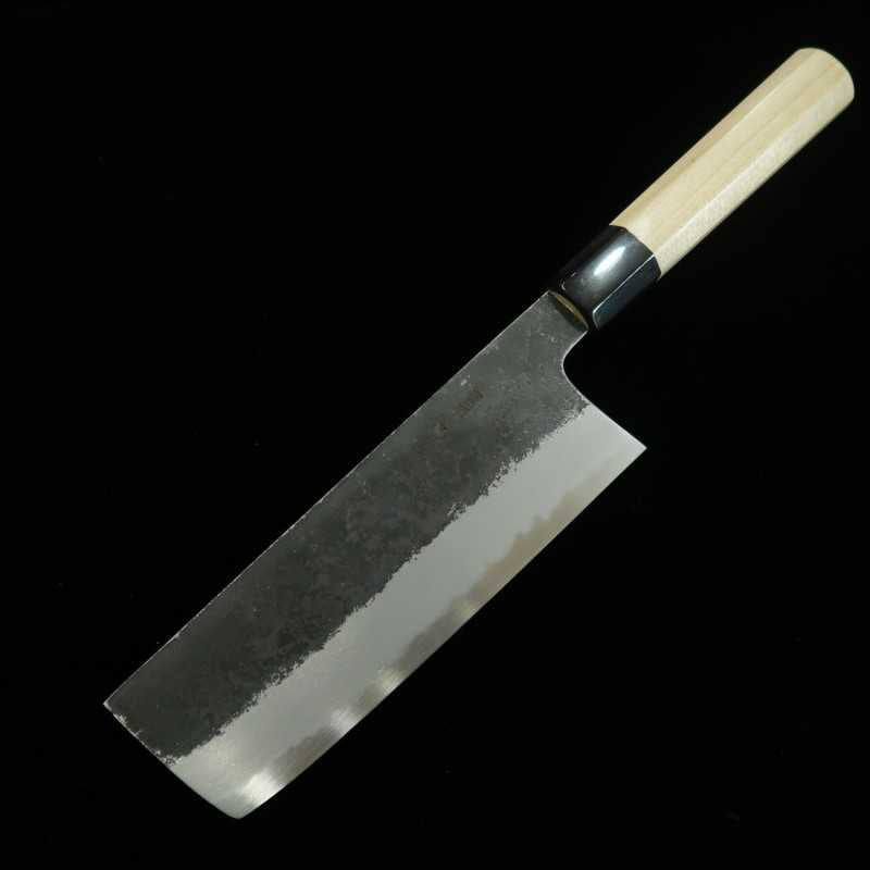 Sakai Kikumori Kikuzuki Kuro Nakiri Shirogami Nº 2 acabamento kurouchi cabo octogonal em magnólia e chifre de búfalo (180mm)