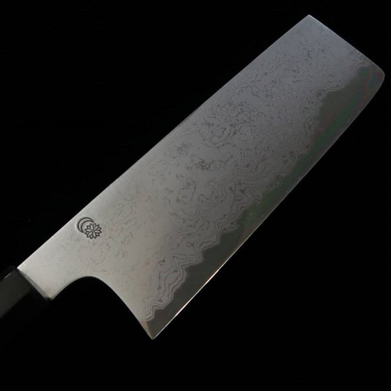 Sakai Kikumori SAKAI KIKUMORI Kikugetsu Uzu Nakiri Acier bleu n°1 Damas Manche octogonal en magnolia (180mm)