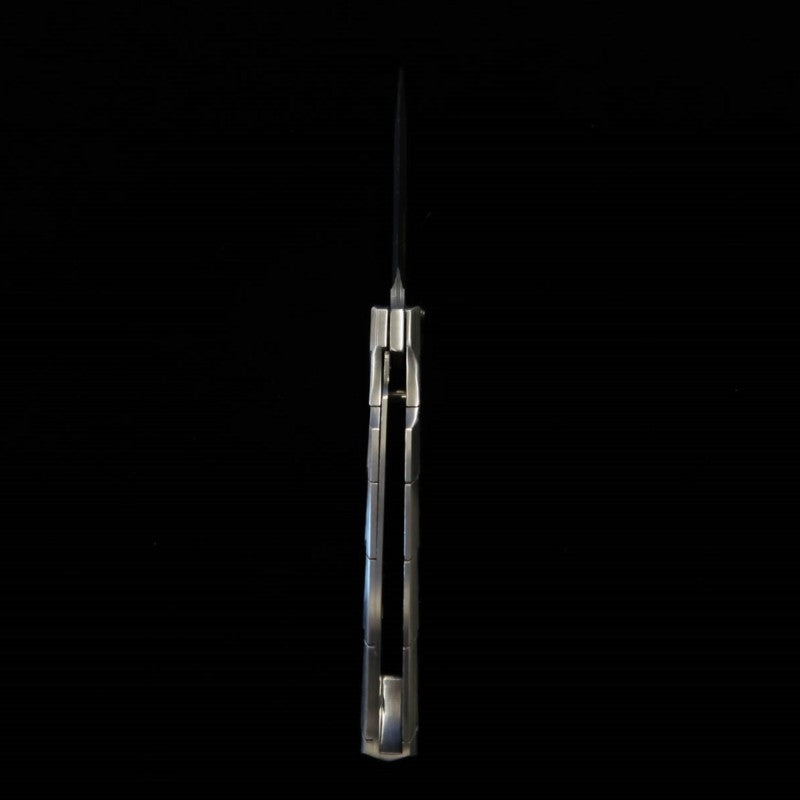 MCUSTA Série Katana VG10 Damasco 33 Camadas Prata MC-0037D (71mm)