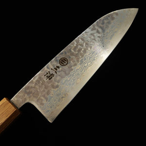 Miura, Santoku, acier Gin-3, damas blanc, martelé, manche laqué (165 mm).