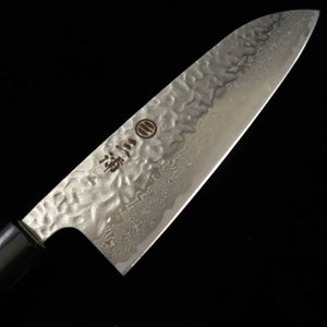 MIURA Santoku AUS10, Damas mat martelé, manche en bois de magnolia octogonal (165 mm)