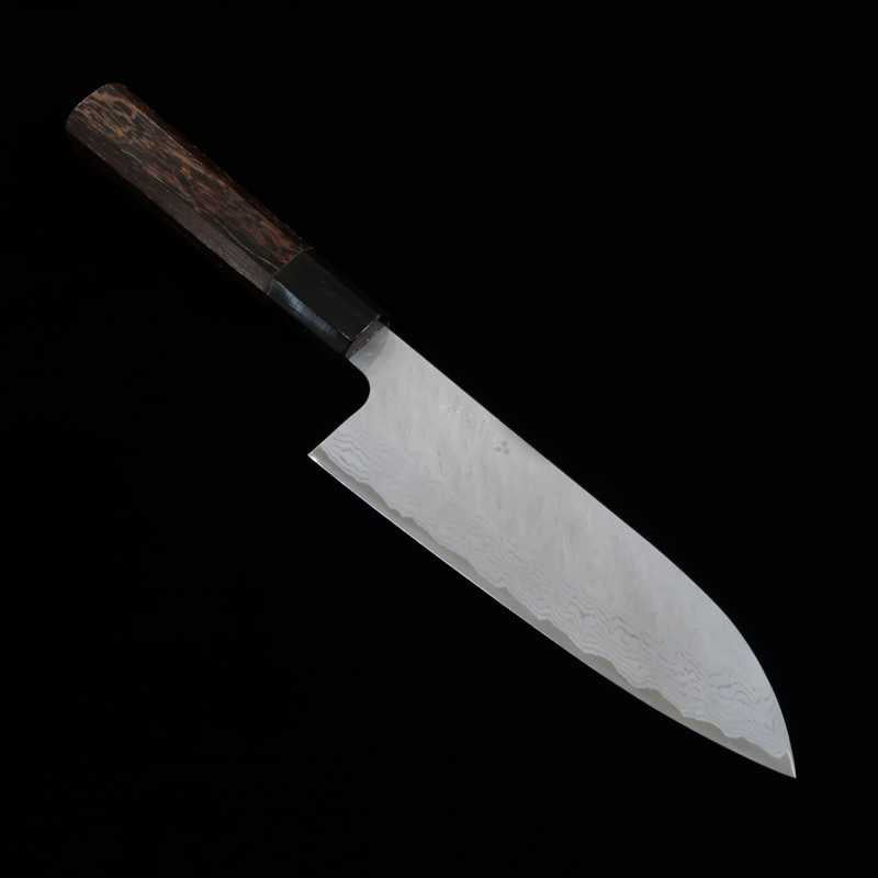 Santoku NIGARA VG10 de Damasco Martelado com Cabo Wengué (180mm)