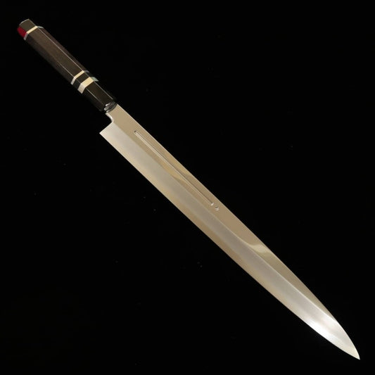 MIURA Gin-san n°3, avec gouttière, manche ébène avec bague argentée, fourreau en magnolia, Yanagiba (330 mm)