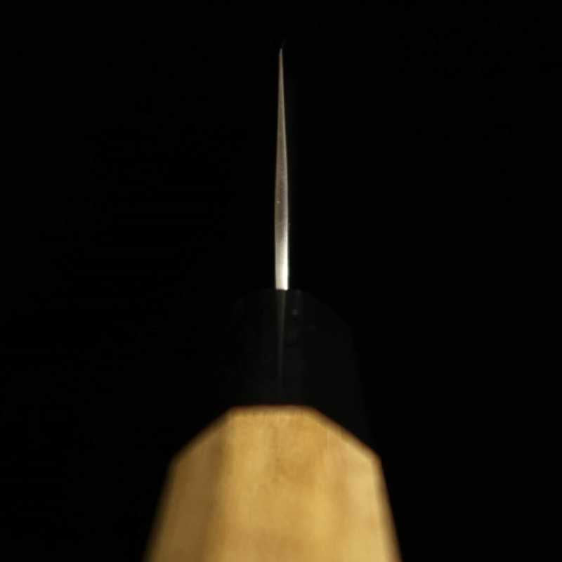 MIURA Miura Gyuto Shirogami #1, acabado martillado, mango octogonal de magnolia y cuerno de búfalo (240 mm)